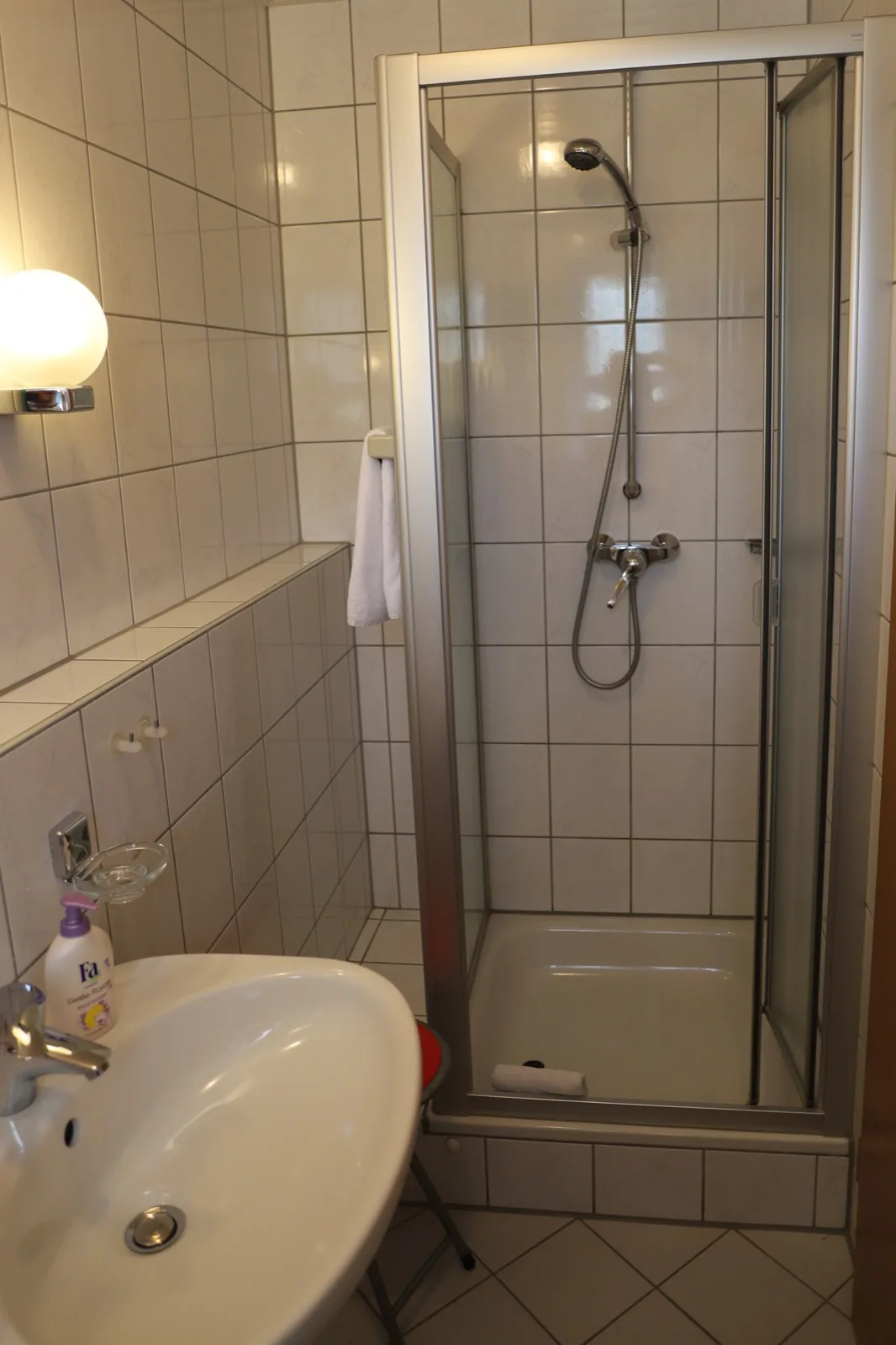 Zimmer 1 – Dusche