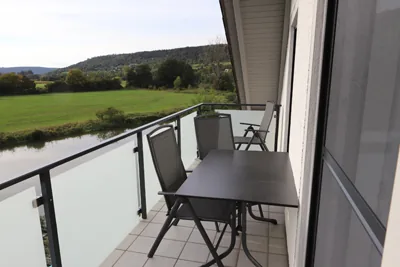 Ferienwohnung – Balkon